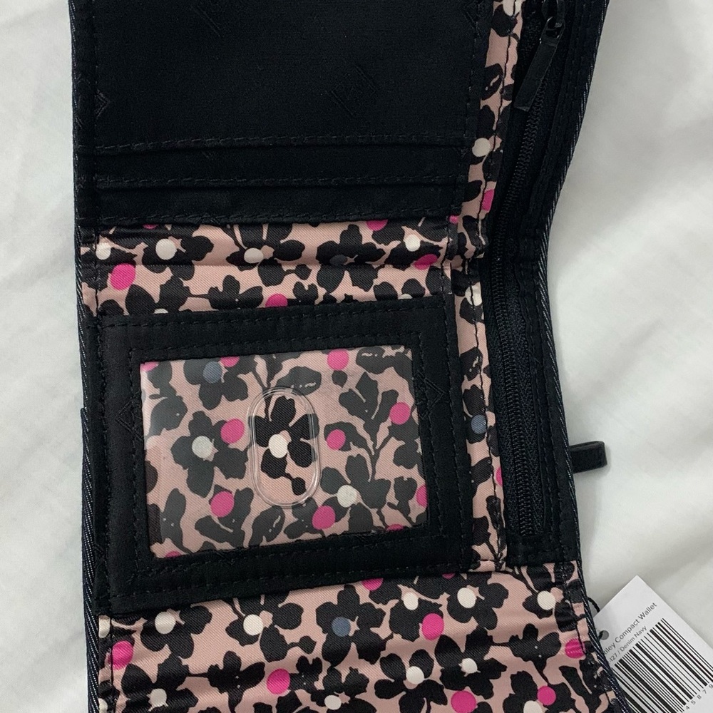NWT Vera Bradley RFID Denim Riley